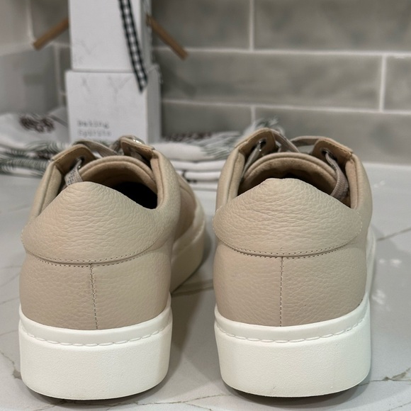 Vaneli Ysenia. Women’s Size 10. Color cream. - Picture 7 of 12